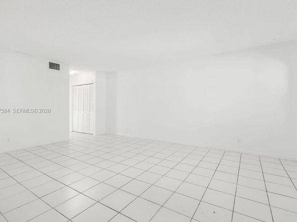 500 NE 2nd St 223, Dania Beach FL 33004