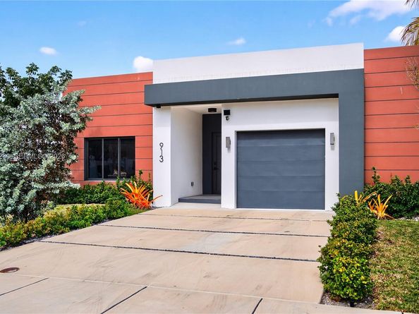 913 NE 15th St, Fort Lauderdale FL 33304