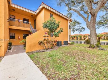 3814 Coral Tree Cir