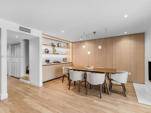 6611 SW 72nd St 38, South Miami FL 33143