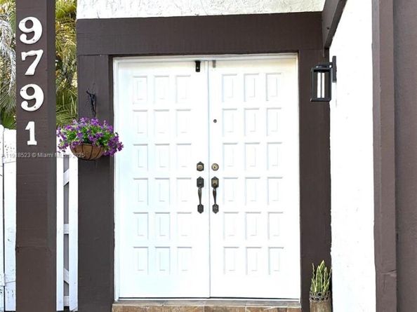 9791 SW 148th Ave, Miami FL 33196