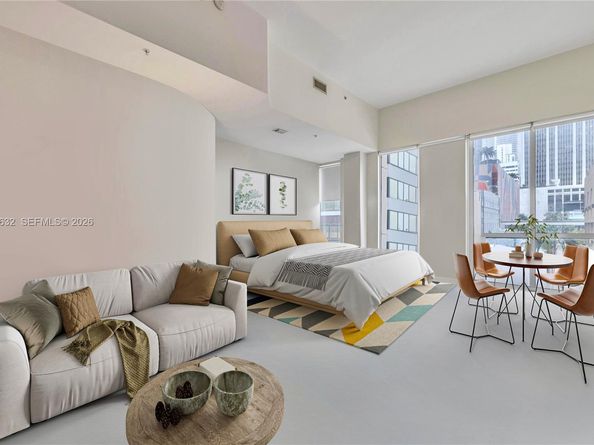 253 NE 2nd St 220, Miami FL 33132