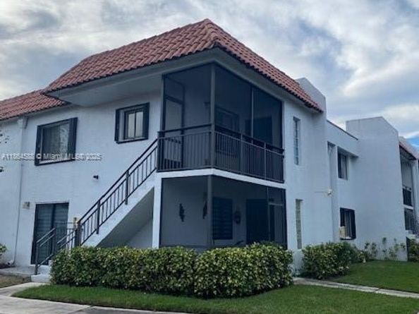 286 Racquet Club Rd 201, Weston FL 33326