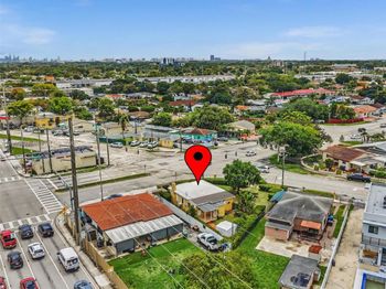 10 SW 72nd Ave