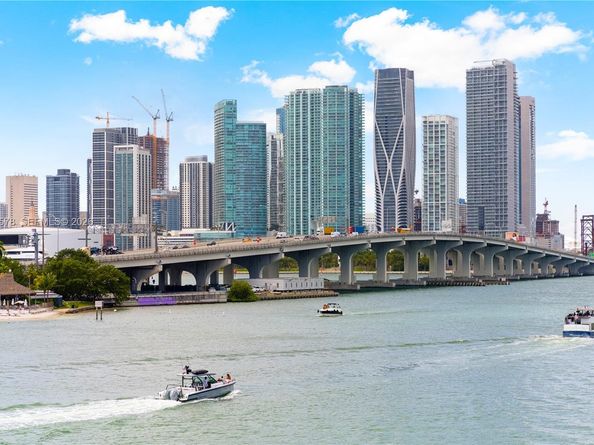 1000 Venetian Way 408, Miami FL 33139