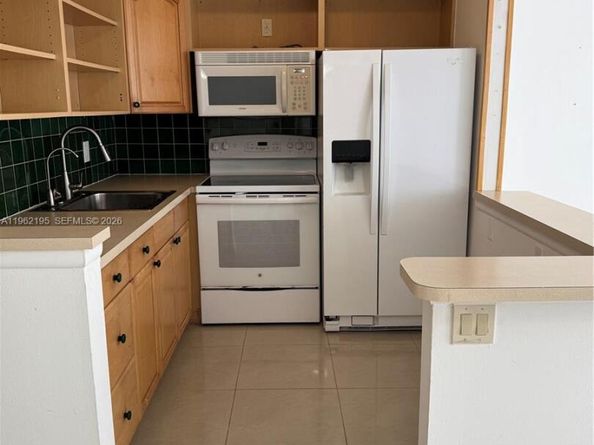 162 Westbury J 162, Deerfield Beach FL 33442