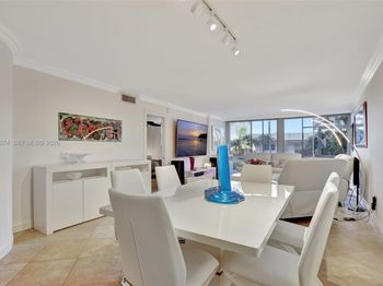 2731 NE 14th St Cswy