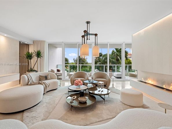 19955 NE 38th Ct 704, Aventura FL 33180