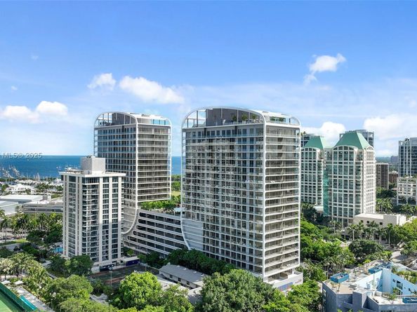 2678 Tigertail Ave 1705, Miami FL 33133