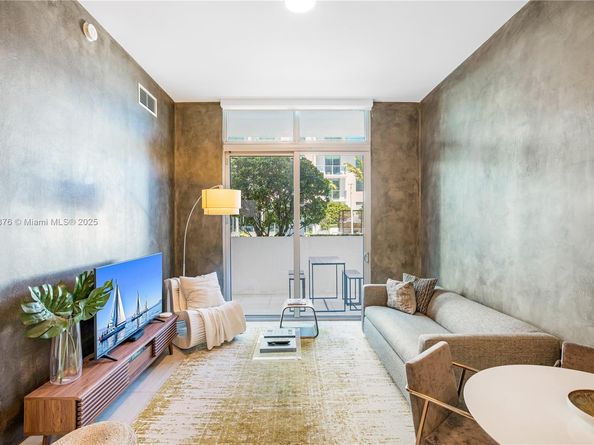 3900 Biscayne Blvd S616, Miami FL 33137