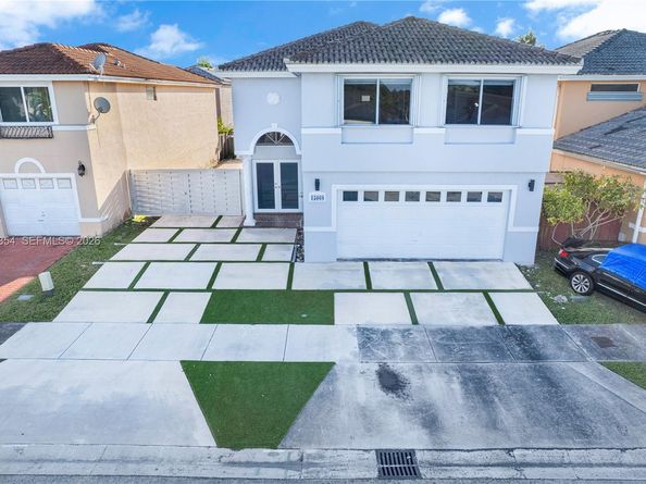 15668 SW 91st Ln, Miami FL 33196