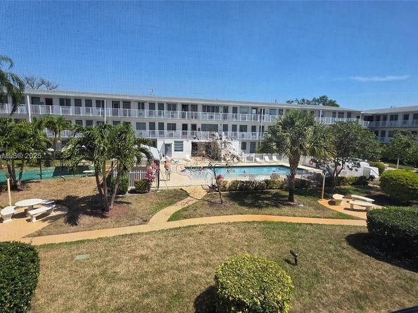 15610 NE 6th Ave 18C, Miami FL 33162