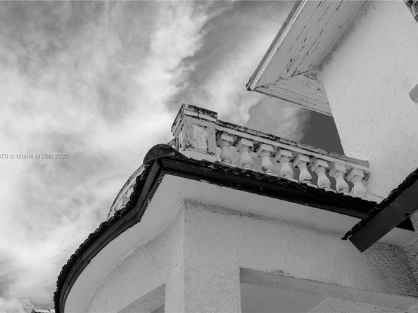 1338 SW 14th St, Miami FL 33145