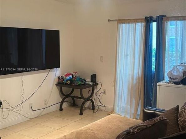 15640 SW 106th Ln 903, Miami FL 33196