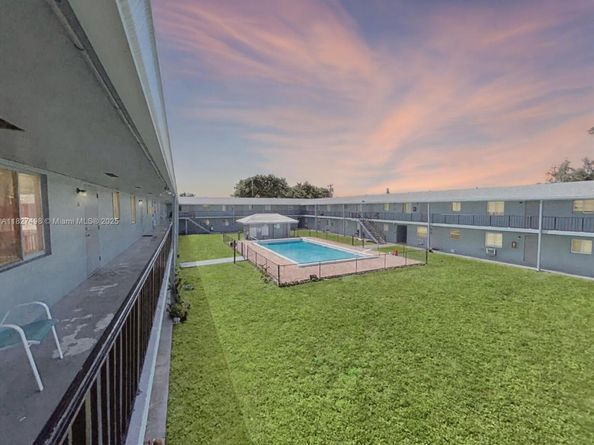 1829 N A St 24, Palm Beach FL 33460