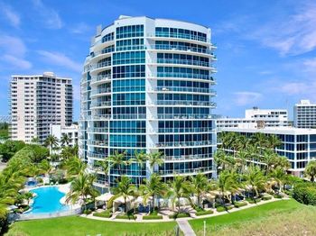 1200 Holiday Dr