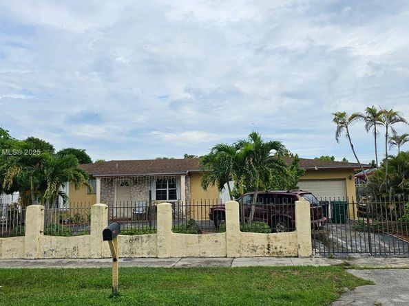 14910 SW 307th St, Homestead FL 33033