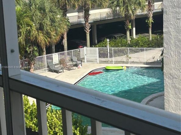 16750 NE 10th Ave 322, North Miami Beach FL 33162