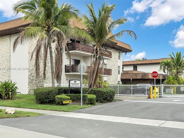 7473 SW 82nd St A314, Miami FL 33143