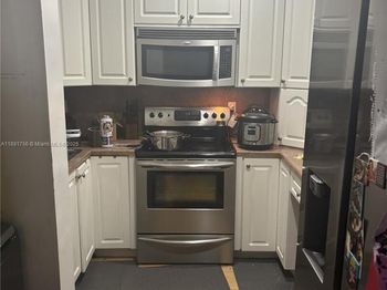 11128 Royal Palm Blvd