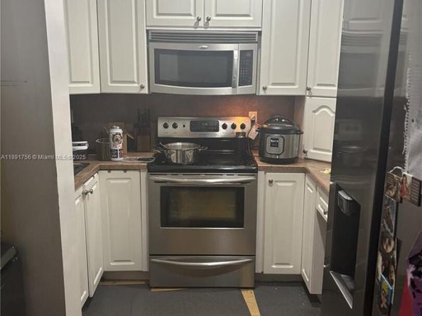 11128 Royal Palm Blvd 810, Coral Springs FL 33065