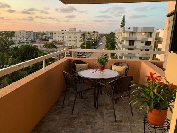 8101 Byron Ave 509, Miami Beach FL 33141