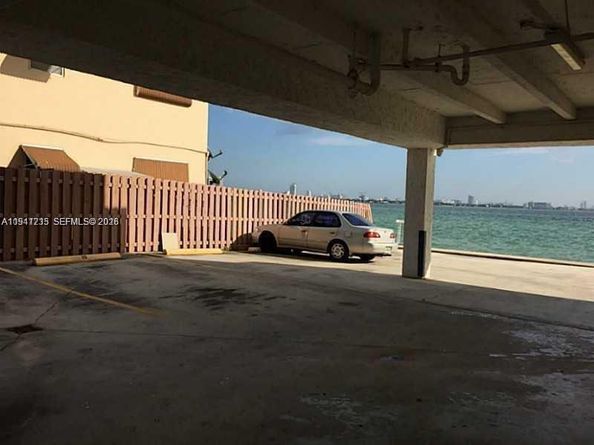 Undisclosed Address #A11941235, North Bay Village FL 33141