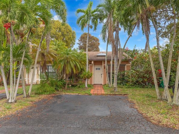 13412 SW 102nd Ln, Miami FL 33186