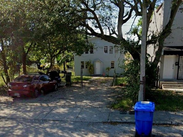 6326 NW 4th Ave, Miami FL 33150