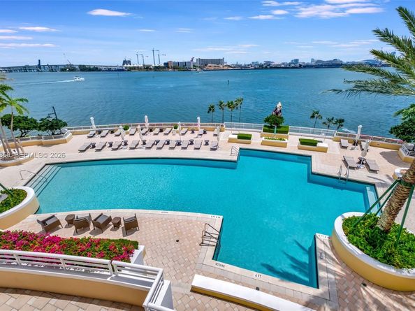 848 Brickell Key Dr 2602, Miami FL 33131