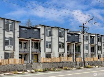 6726 NE 187th Street