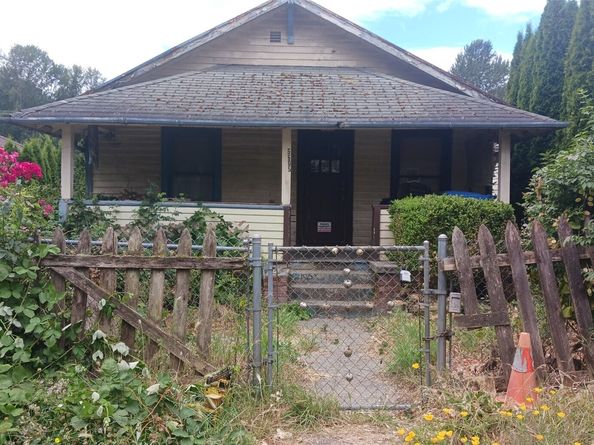 5605 25th Avenue SW, Seattle WA 98106