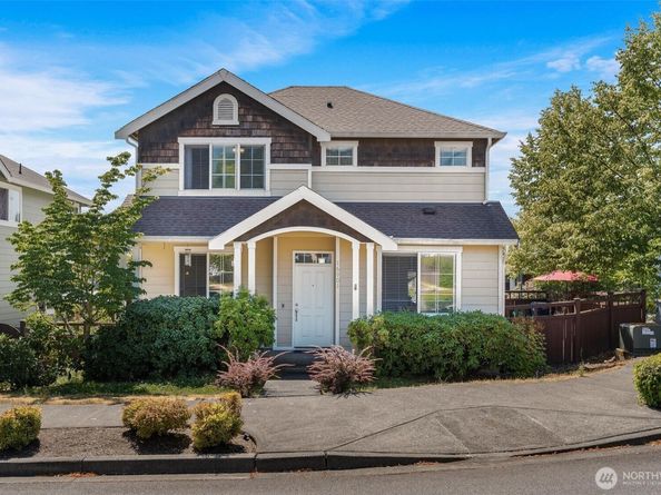16901 Woodside Drive SE, Renton WA 98058