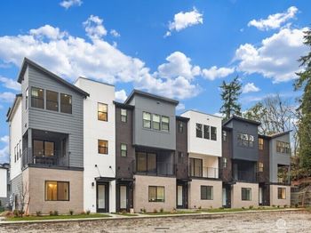 10814 (HS 61) 120th Lane NE