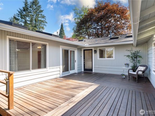 604 128 Avenue SE, Bellevue WA 98005