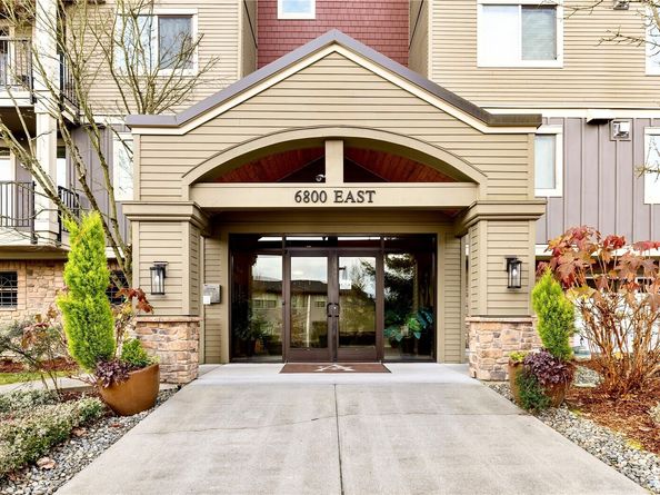 6800 132nd Place SE E203, Newcastle WA 98059