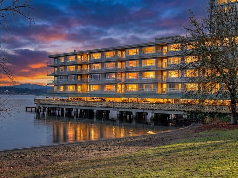 1800 43rd Avenue E 401, Seattle WA 98112