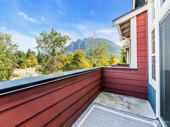 369 E Park Street D3, North Bend WA 98045