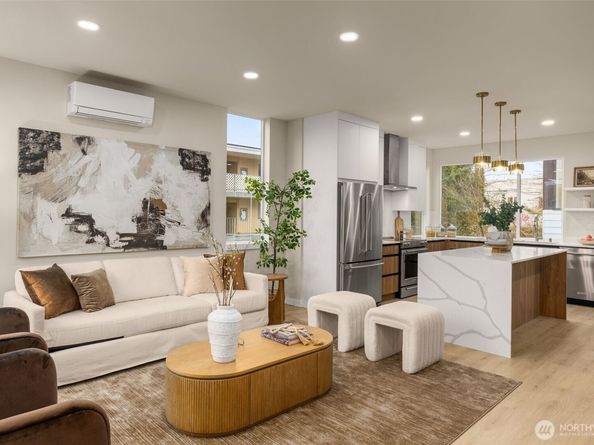 1014 A NE 70th Street, Seattle WA 98115