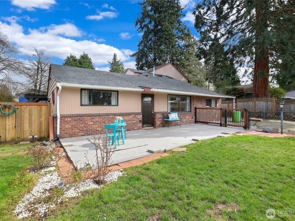 20604 4th Avenue S, Des Moines WA 98198