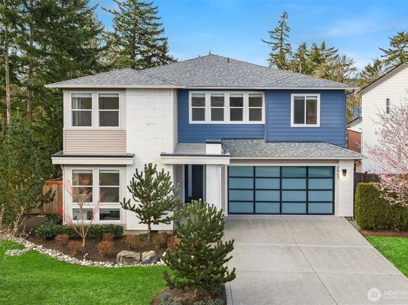 7967 112th Lane SE, Newcastle WA 98056