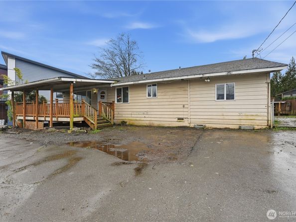 11630 Center Road, Everett WA 98204