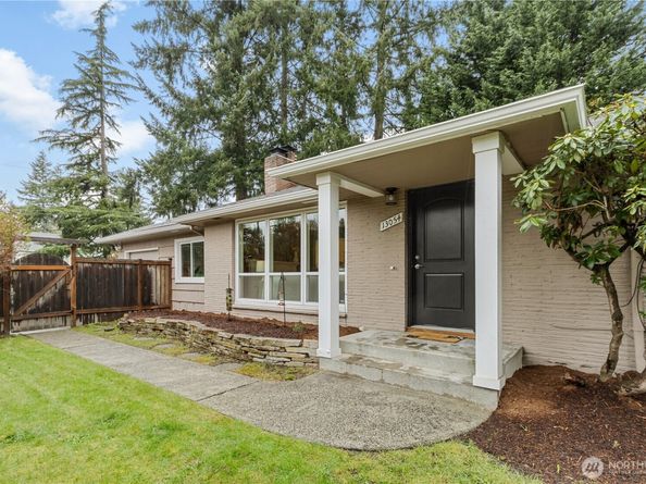 13054 30th Avenue NE, Seattle WA 98125