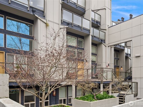 7309 Sand Point Way NE B727, Seattle WA 98115