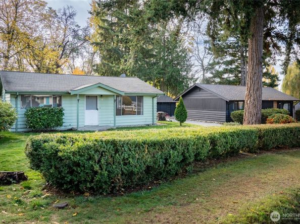 615 SW 124th Street, Seattle WA 98146