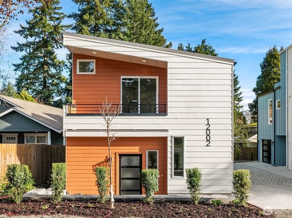 12002 20th Street NE 3, Seattle WA 98125