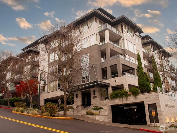 220 1st Street 306, Kirkland WA 98033