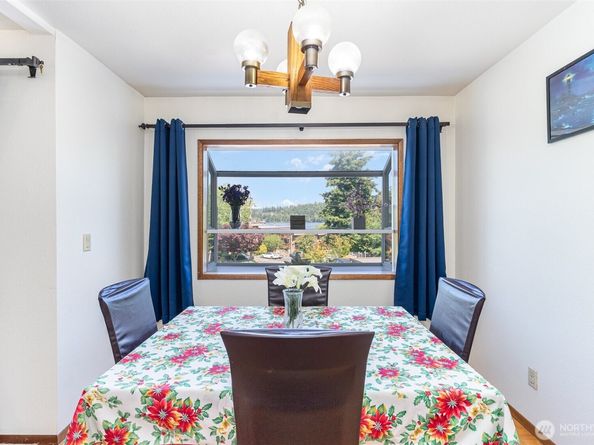 17440 NE 38th Street A201, Redmond WA 98052