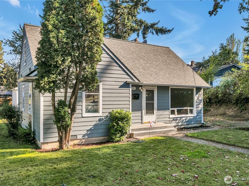 12230 68th Avenue S, Seattle WA 98178
