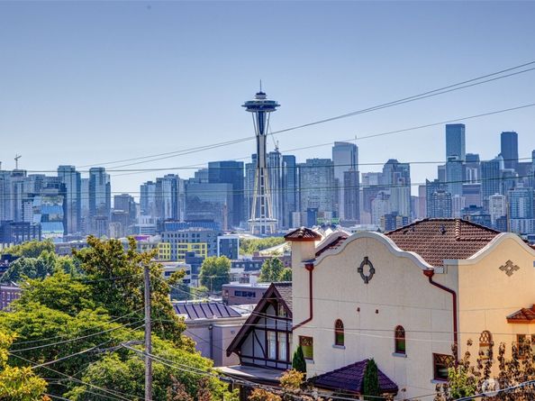 500 W Olympic Place 301, Seattle WA 98119